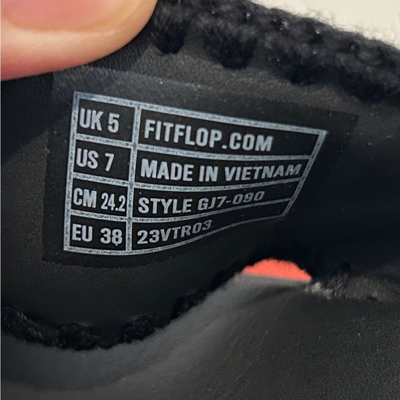 FitFlop F Mode Crochet Trim Platform Slides Sandals in Black, Size 7, New in Box - Picture 5 of 6